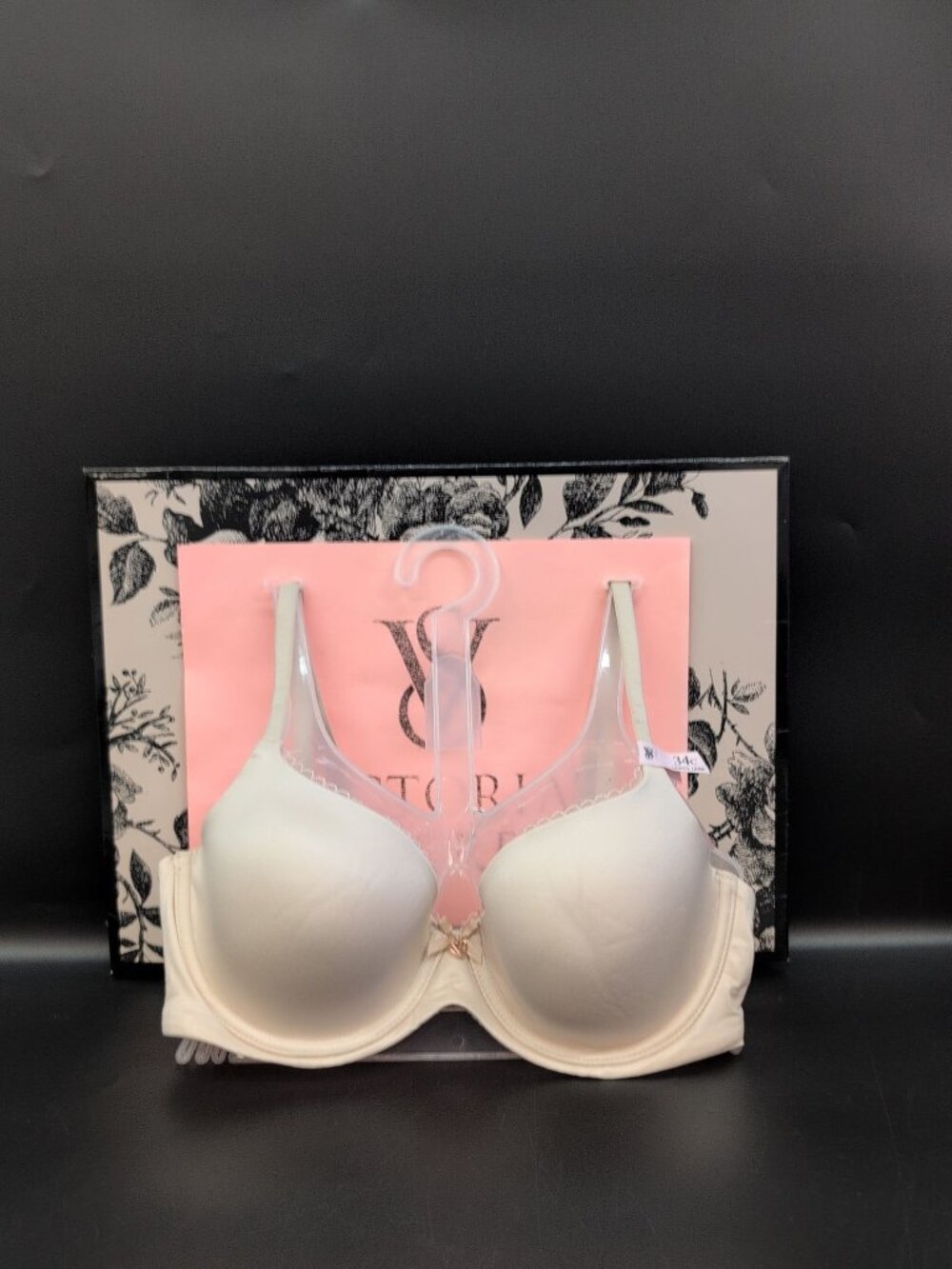 Victoria Secret Body by Victoria Lightly Lined Smooth Demi Bra 34C Marzipan